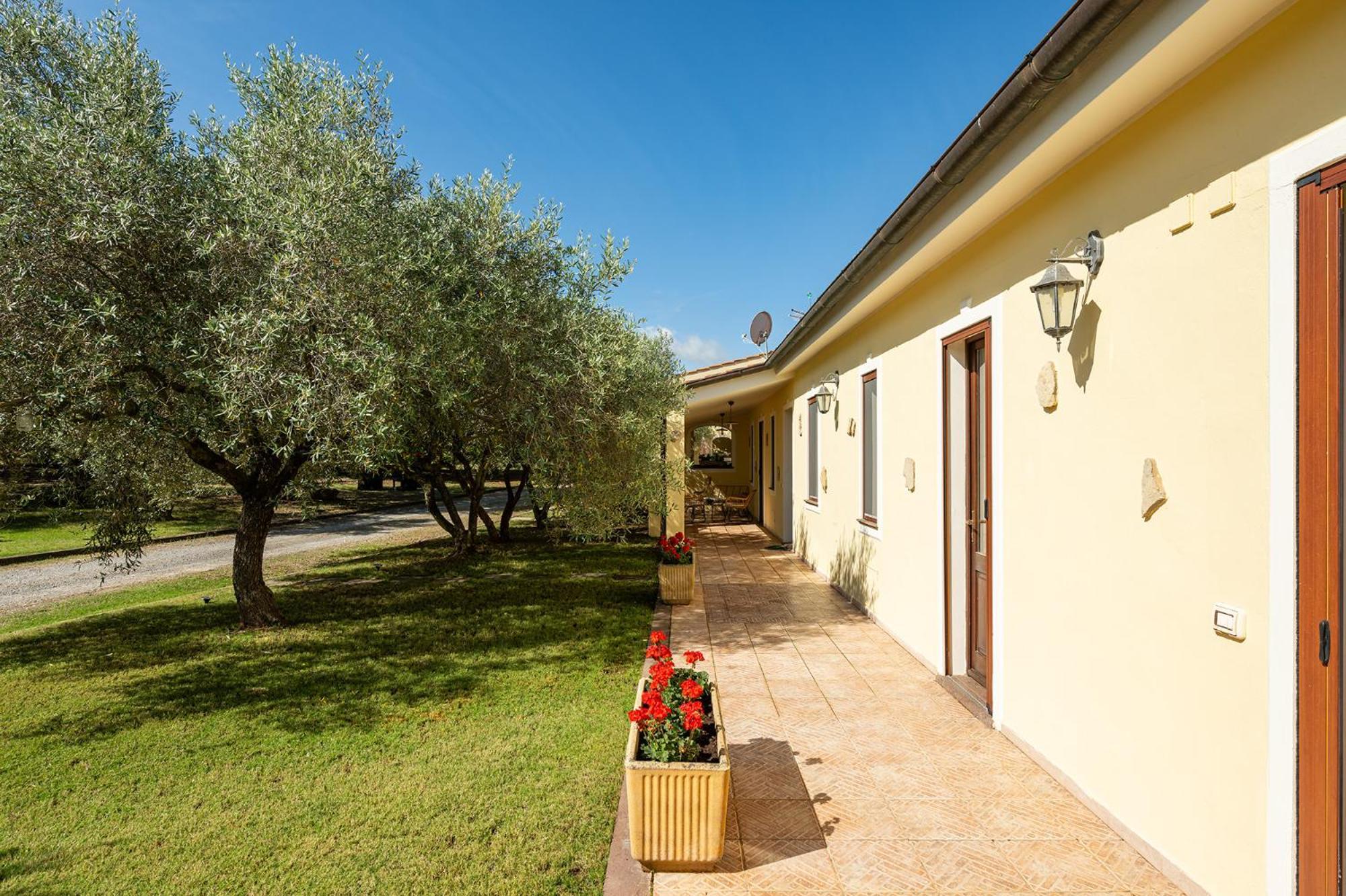Residenza Parco Degli Ulivi Villa Villamassargia Exteriör bild