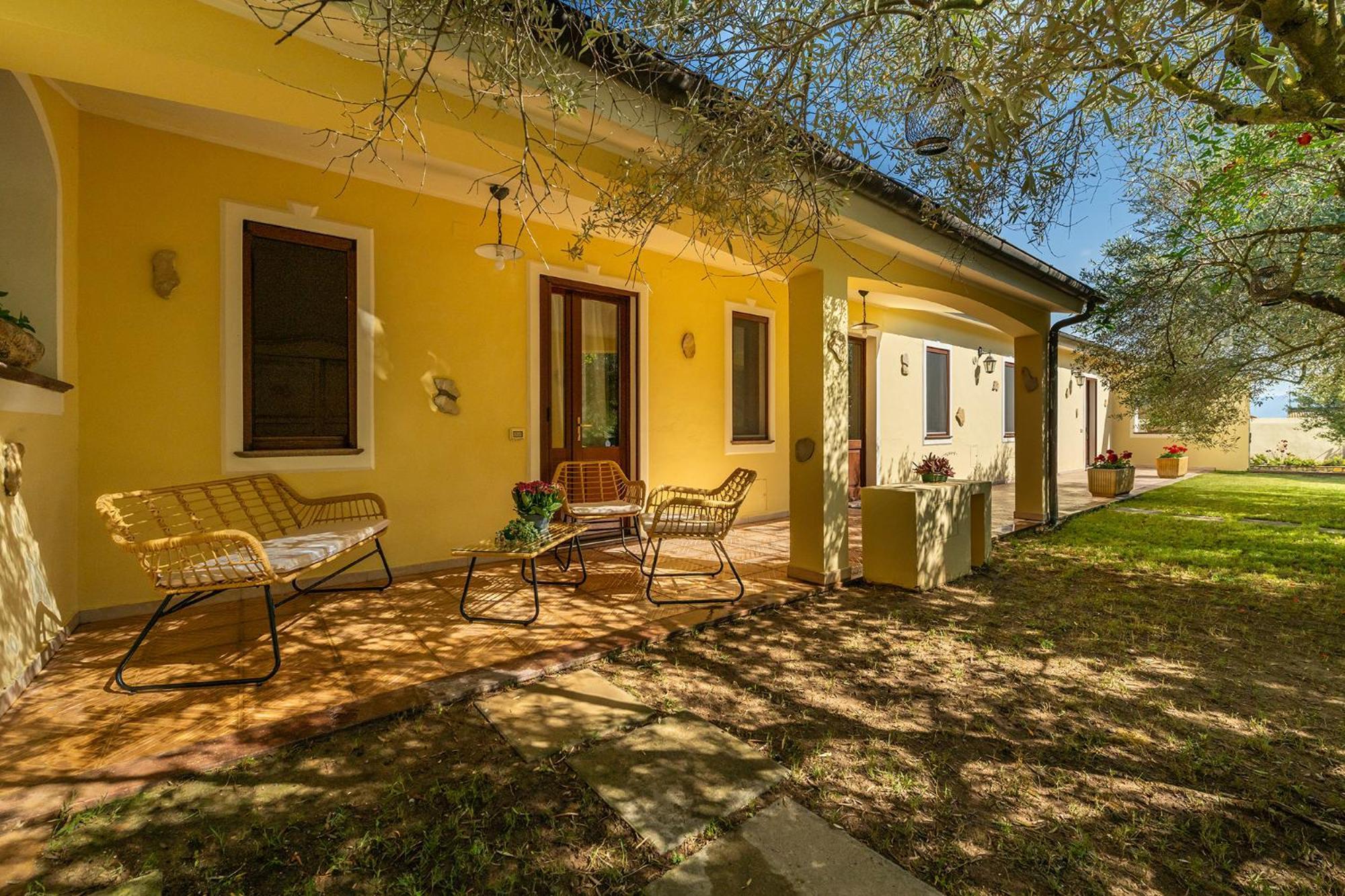 Residenza Parco Degli Ulivi Villa Villamassargia Exteriör bild