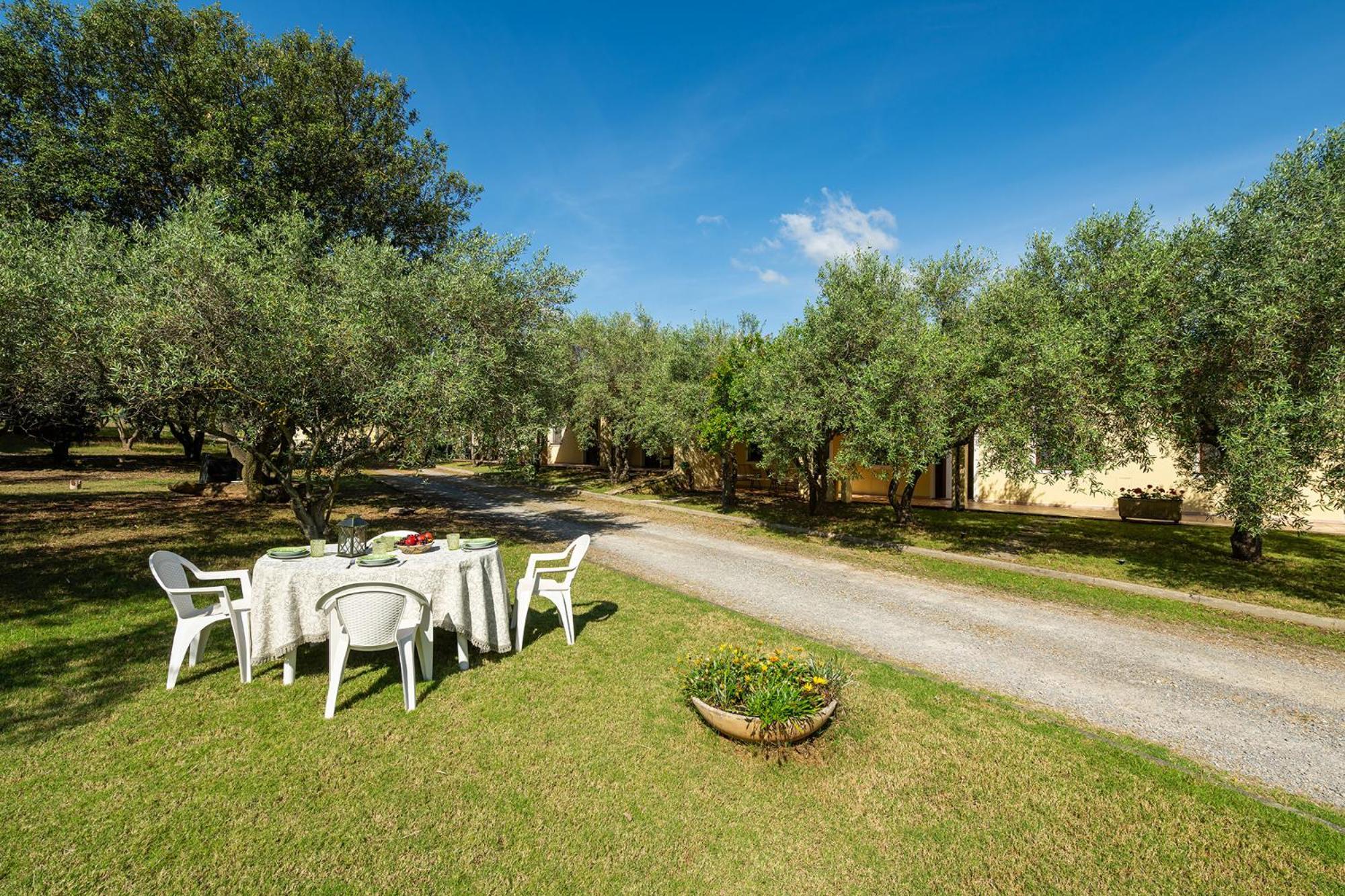 Residenza Parco Degli Ulivi Villa Villamassargia Exteriör bild