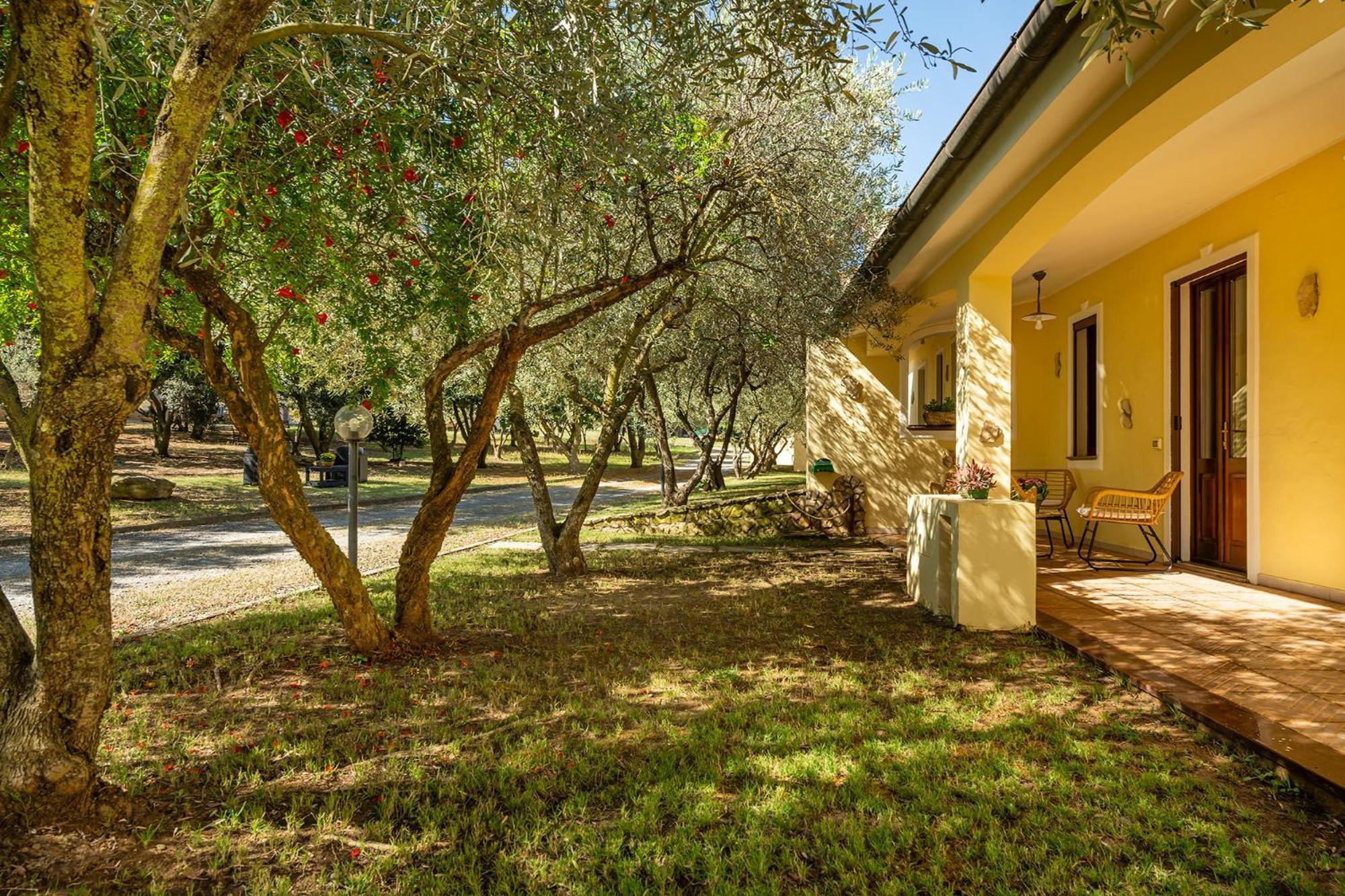 Residenza Parco Degli Ulivi Villa Villamassargia Exteriör bild